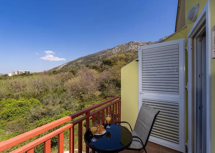 Apartment Sunset Horizon