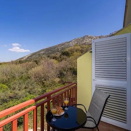 Apartment Sunset Horizon